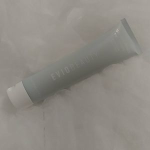 🍭5/$25 Pore-Fect Primer